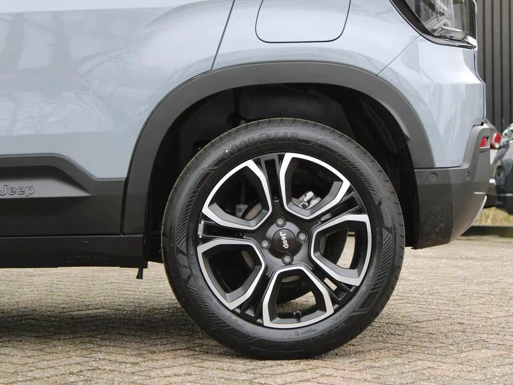 Jeep Avenger 1.2 e-Hybrid Summit VOORRAAD KORTING (bj 2 uit 2026, foto 13