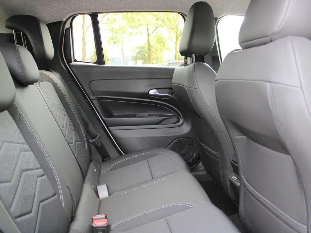 Jeep Avenger 1.2 e-Hybrid Summit VOORRAAD KORTING (bj 2 uit 2026, foto 7