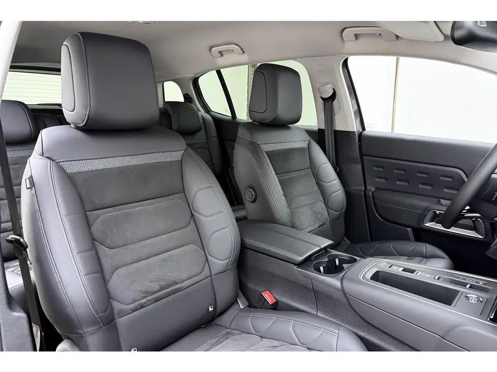 Citroën C5 Aircross 1.6 Plug-in Hybrid 225 Business Plus uit 2023, foto 13
