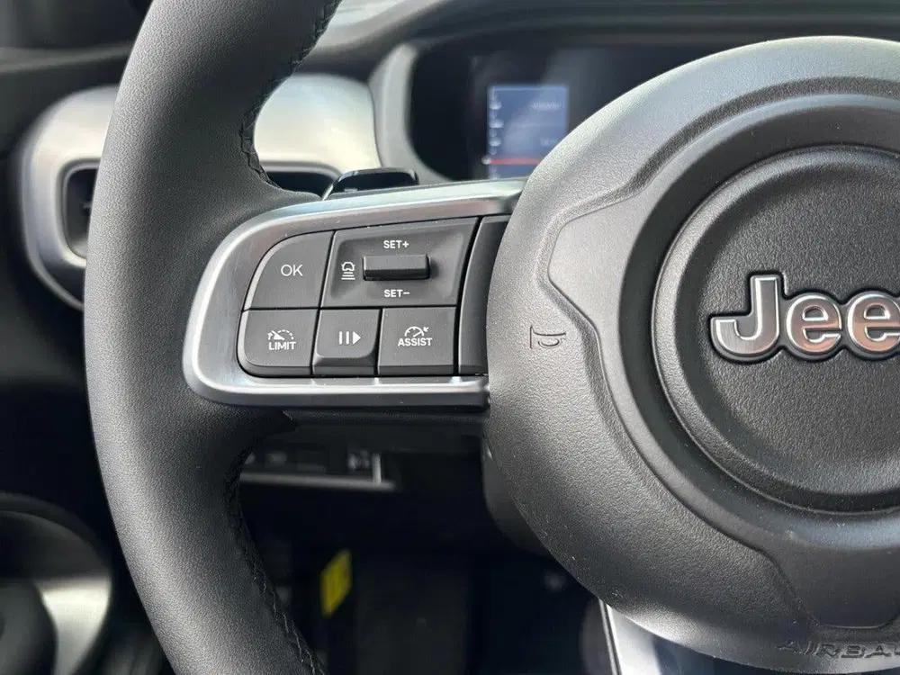 Jeep Avenger Summit EV 54kWh 156pk uit 2026, foto 15