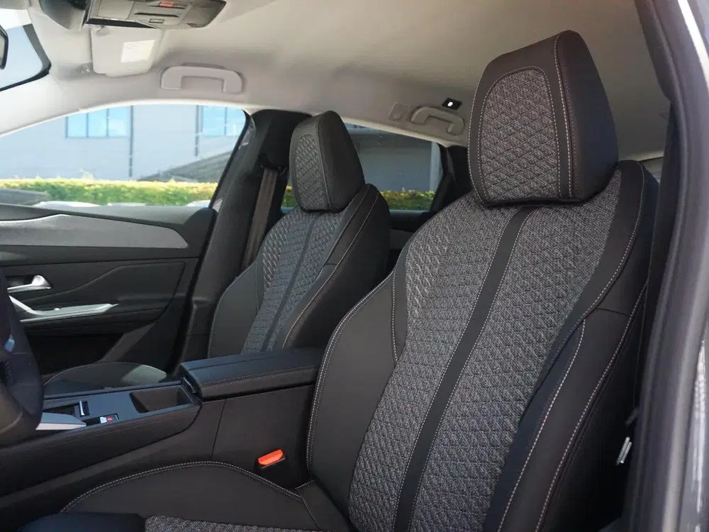 Peugeot 308 SW 1.2 Hybrid 145 e-DCS6 Allure Afn. Trekh uit 2026, foto 10