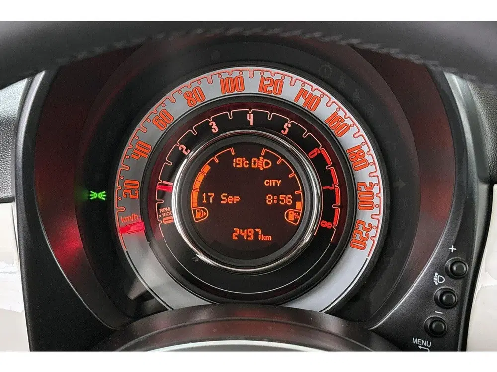 Fiat 500 1.0 Hybrid Dolcevita Panoramadak Apple Car uit 2024, foto 11