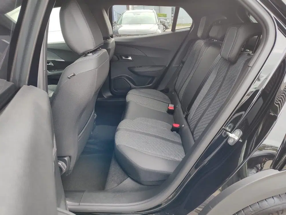 Peugeot 2008 EV Allure Avantage 54 kWh SOH 96.9% uit 2025, foto 9