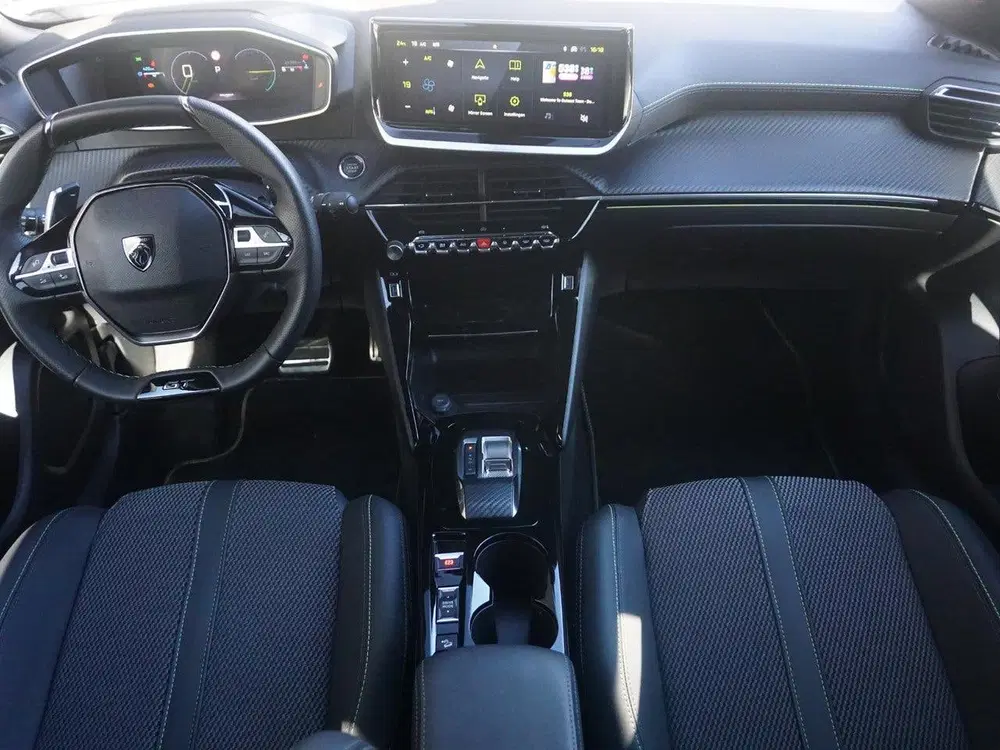 Peugeot 2008 1.2 Hybrid 145 GT 360 Camera (bj 2025) uit 2025, foto 13