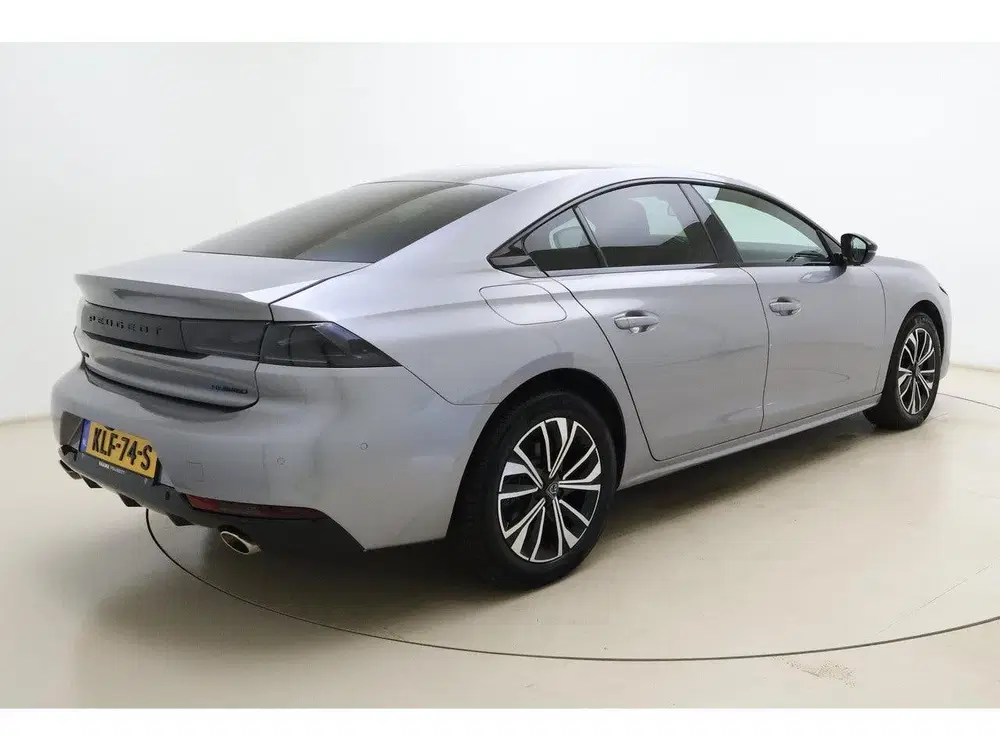 Peugeot 508 1.6 HYbrid Allure 225 Pk uit 2024, foto 2