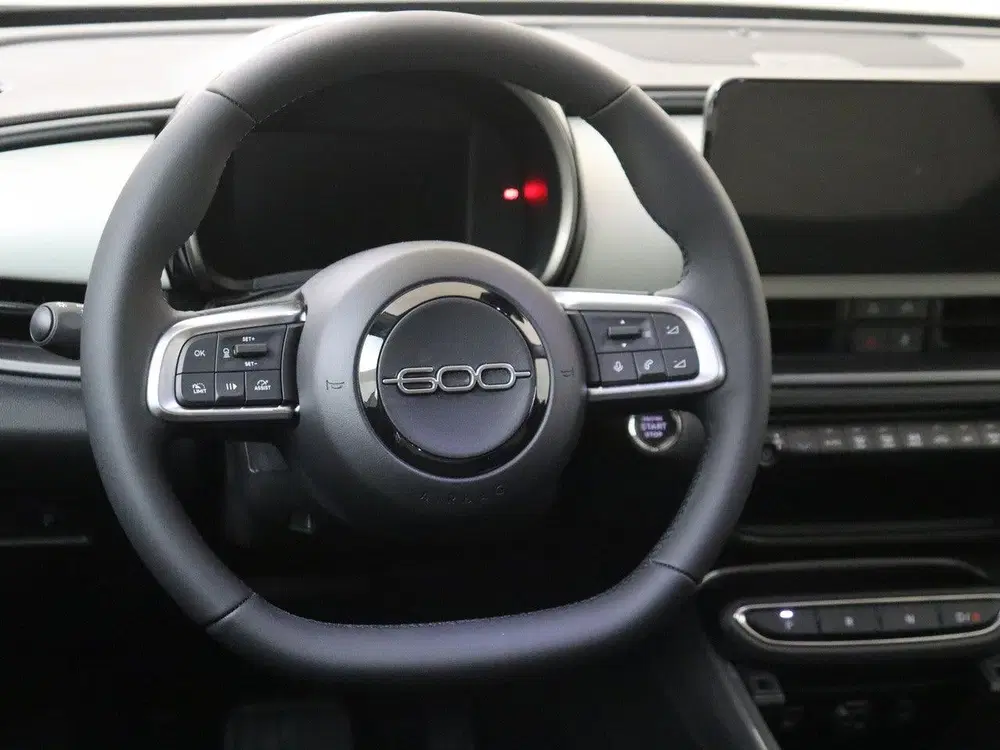 Fiat 600e La Prima 54 kWh LUXE VERSIE NRM demo deal uit 2026, foto 6