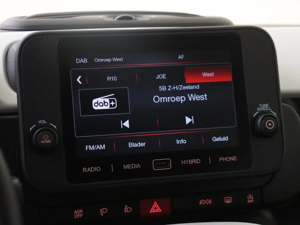 Fiat Panda 1.0 Hybrid Pandina Super leuke Car NRM dem uit 2026, foto 15