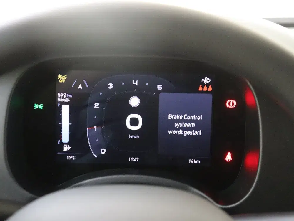 Fiat Panda 1.0 Hybrid Pandina Super leuke Car NRM dem uit 2026, foto 7