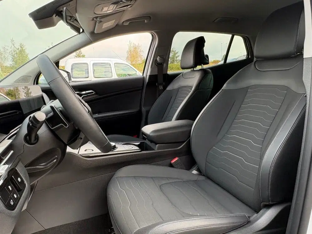 Kia Sportage 1.6 TGDI PLUG-IN HYBRIDE AUT. NAVI CAMERA uit 2026, foto 5