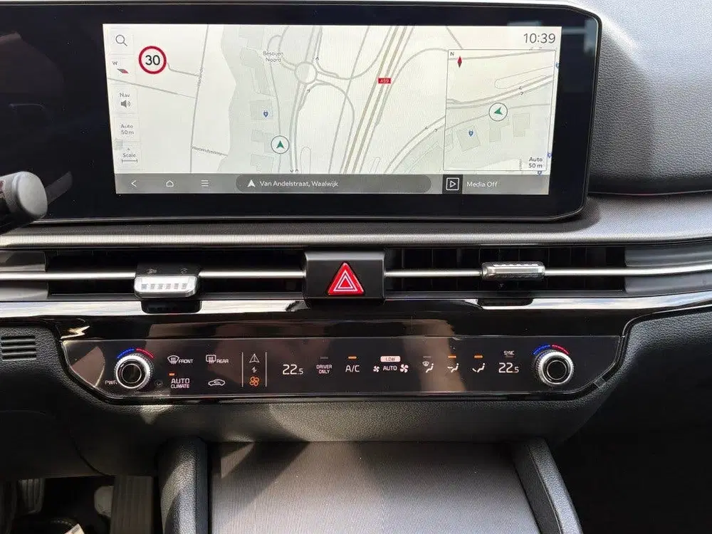 Kia Sportage 1.6 TGDI PLUG-IN HYBRIDE AUT. NAVI CAMERA uit 2026, foto 7