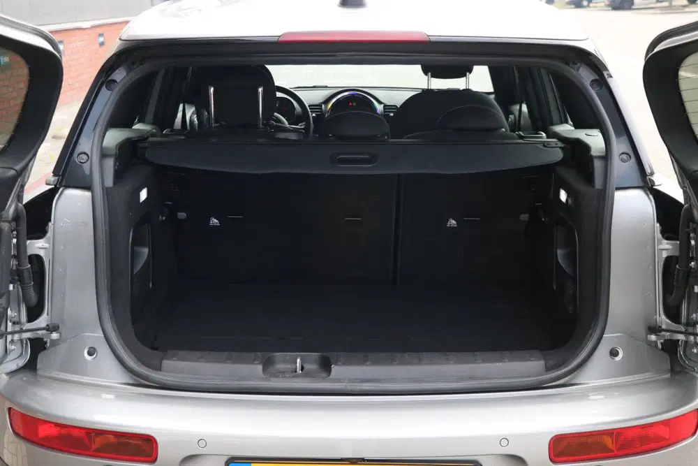 Mini Clubman 1.5 Cooper Essential 136PK uit 2023, foto 15