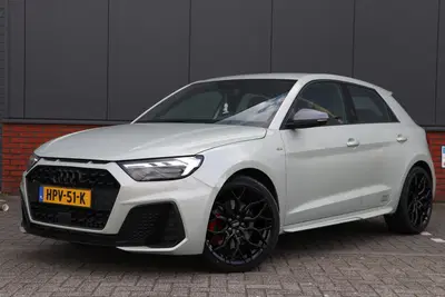 Audi A1 40 TFSI S line uit 2023
