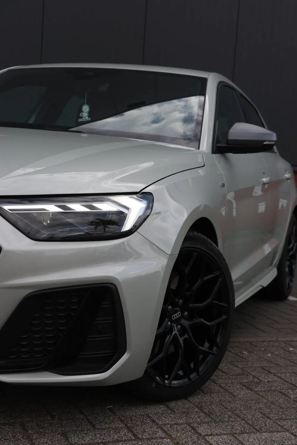 Audi A1 40 TFSI S line uit 2023, foto 2