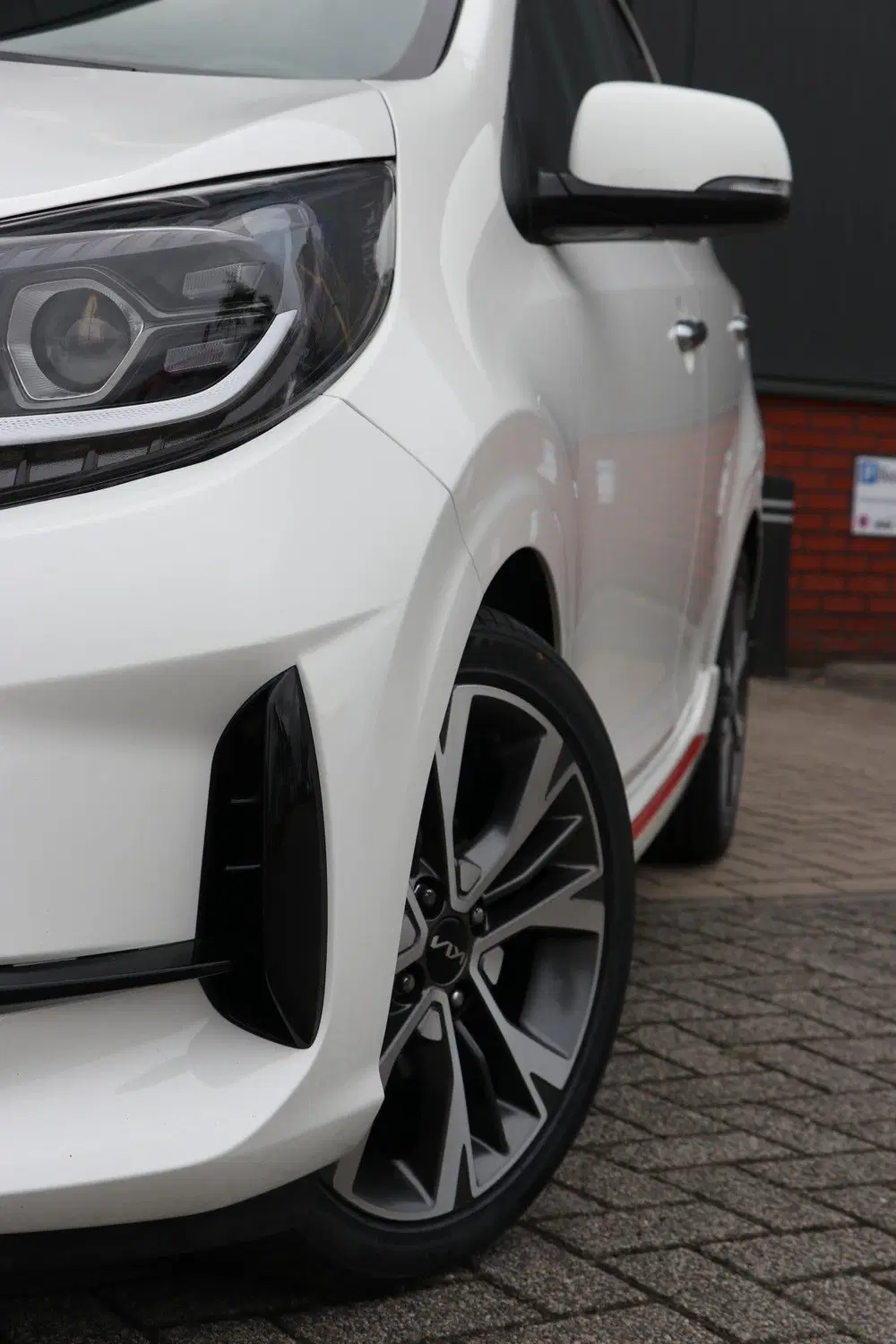 Kia Picanto 1.0 DPi DynamicPlusLine Camera uit 2022, foto 2