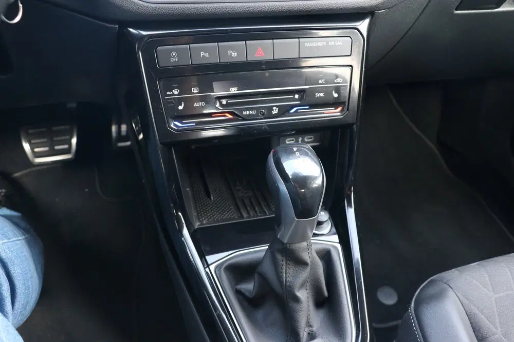 Volkswagen T-Cross 1.0 TSI Life Edition ACC uit 2025, foto 15