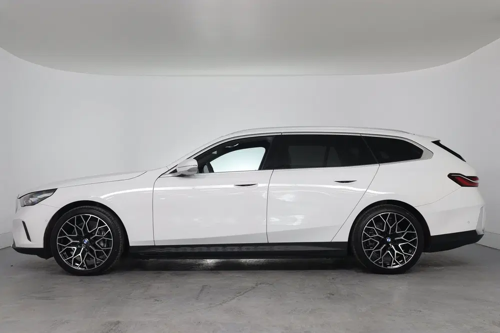 BMW i5 eDrive40 84kWh uit 2025, foto 3
