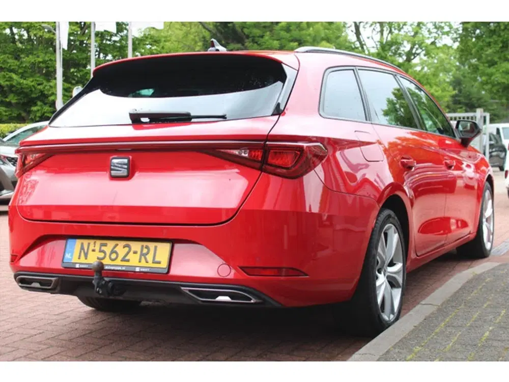 SEAT Leon Sportstourer 1.5 Hybrid Aut. *FR* uit 2021, foto 5