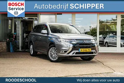 Mitsubishi Outlander 2.4 PHEV Intense uit 2020