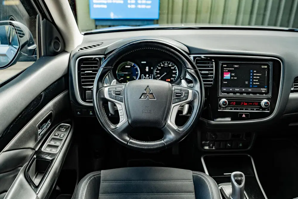 Mitsubishi Outlander 2.4 PHEV Intense uit 2020, foto 14