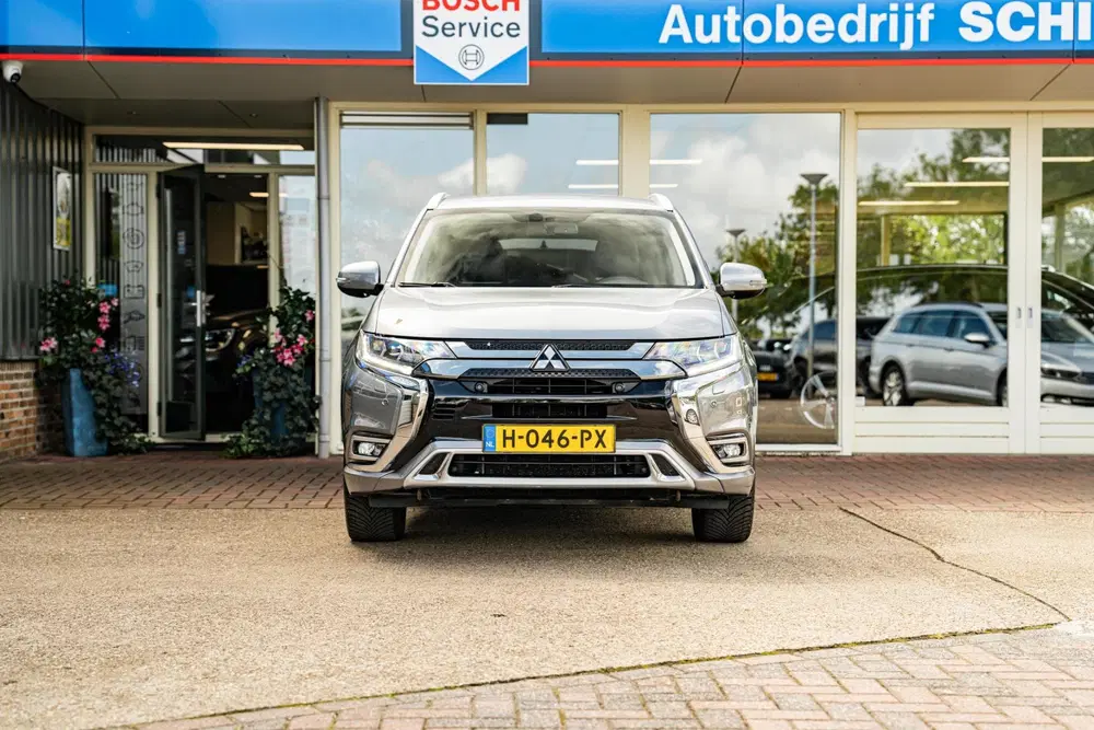 Mitsubishi Outlander 2.4 PHEV Intense uit 2020, foto 4
