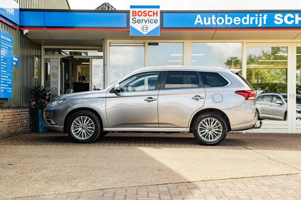 Mitsubishi Outlander 2.4 PHEV Intense uit 2020, foto 5