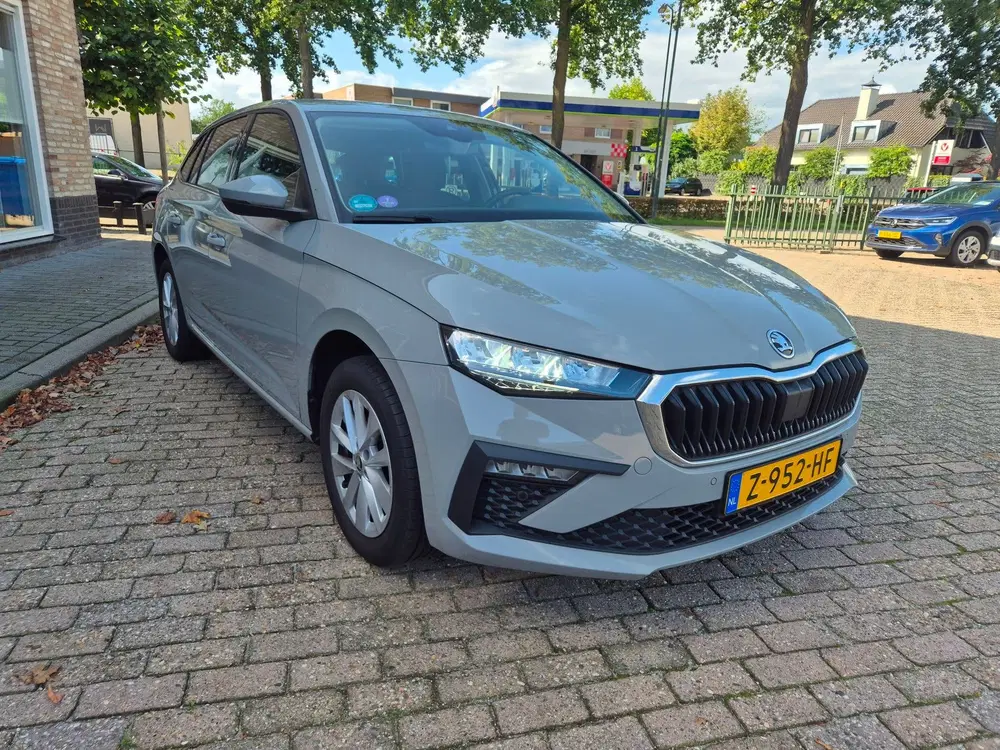 Skoda Scala 1.0 TSI Business Edition uit 2024, foto 10