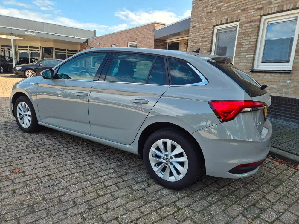 Skoda Scala 1.0 TSI Business Edition uit 2024, foto 4