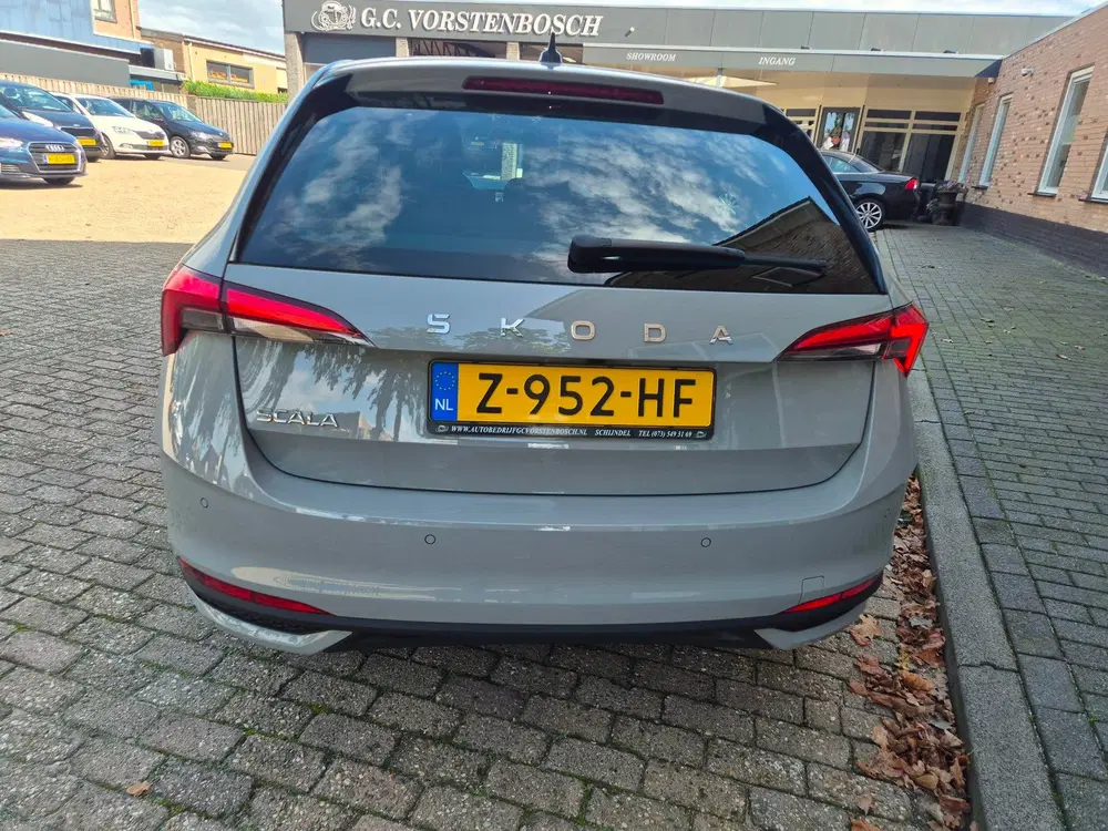 Skoda Scala 1.0 TSI Business Edition uit 2024, foto 6