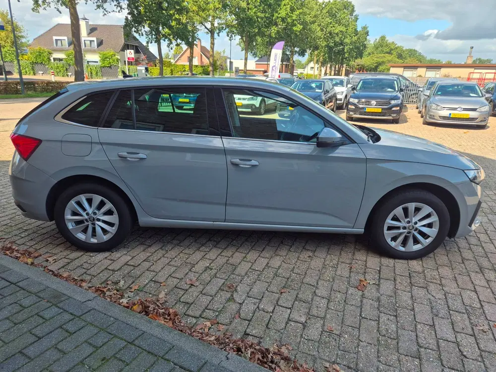 Skoda Scala 1.0 TSI Business Edition uit 2024, foto 8