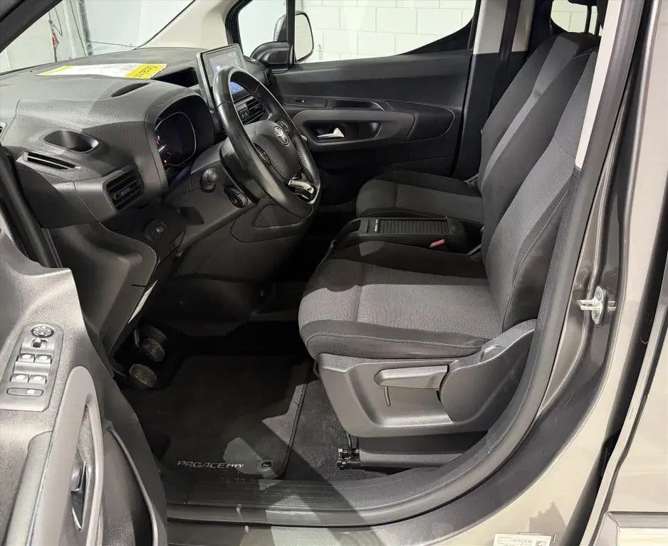 Toyota Proace City 1.2T uit 2021, foto 3