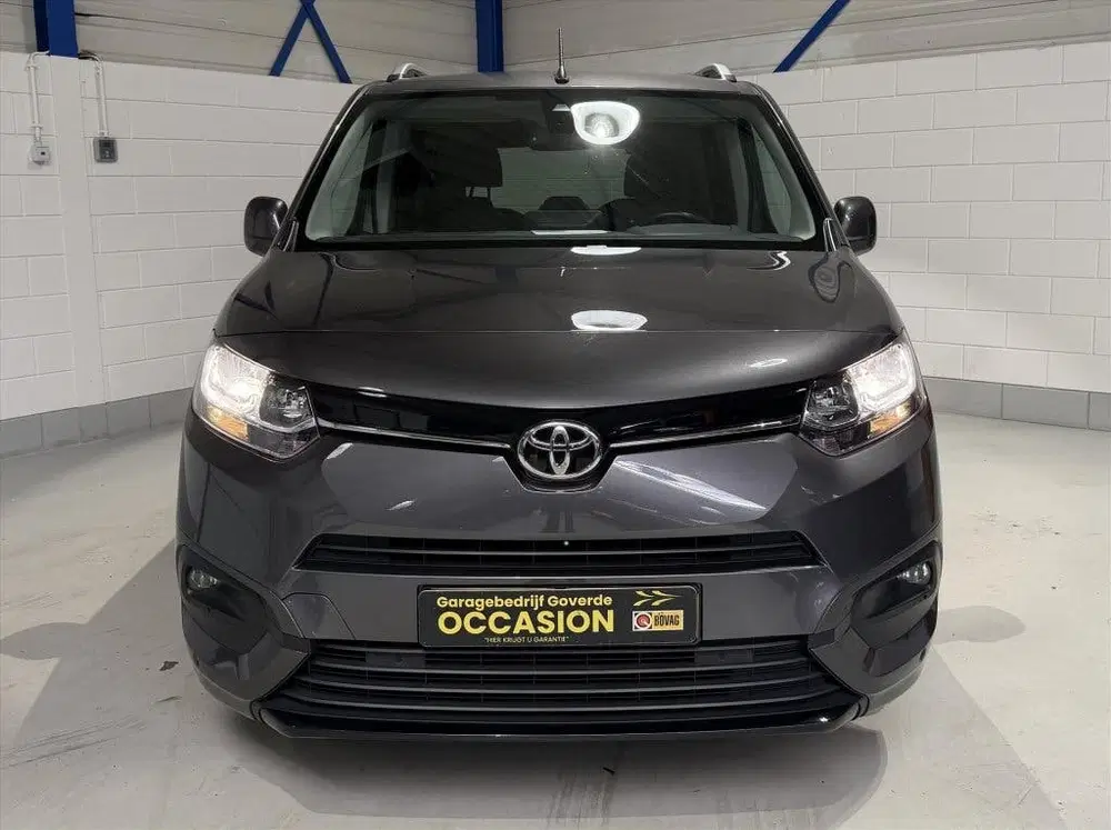 Toyota Proace City 1.2T uit 2021, foto 4