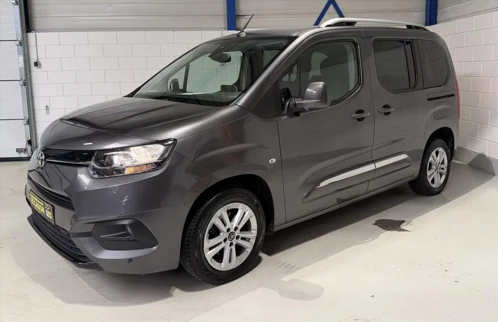 Toyota Proace City 1.2T uit 2021, foto 5