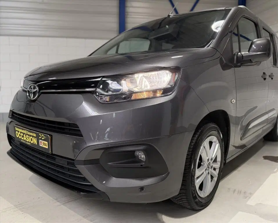 Toyota Proace City 1.2T uit 2021, foto 9