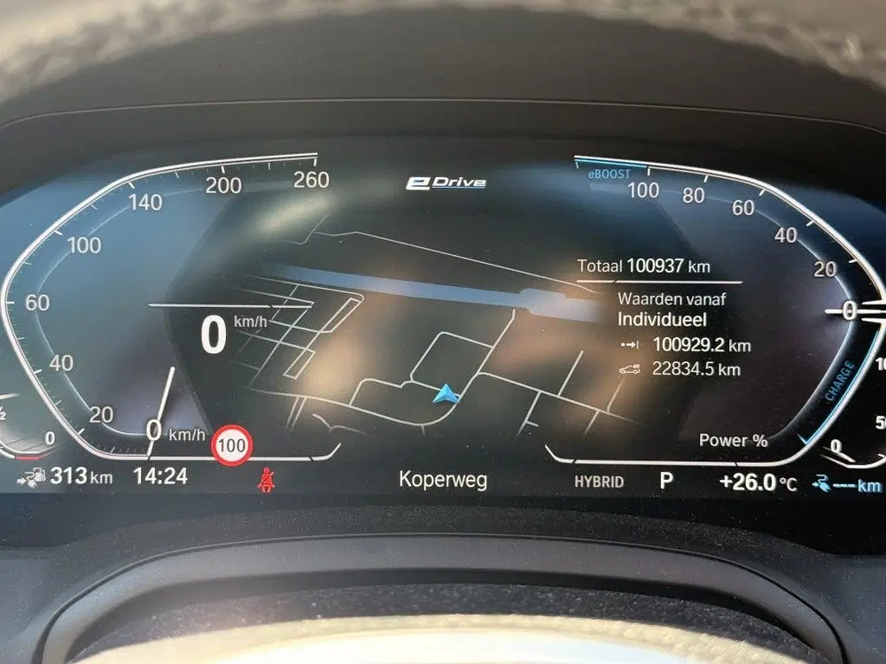 BMW 3-serie 320e xDrive Business EditionPlus uit 2022, foto 11