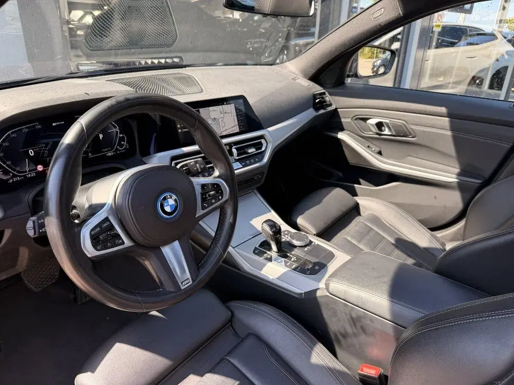 BMW 3-serie 320e xDrive Business EditionPlus uit 2022, foto 6