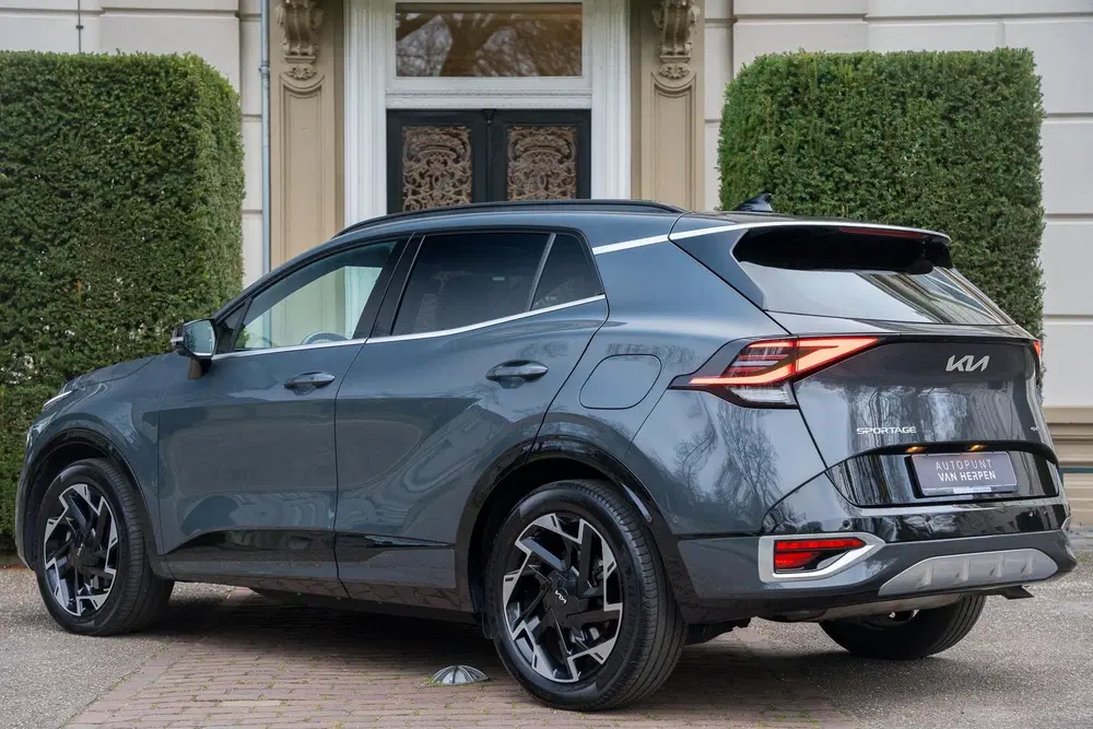Kia Sportage 1.6 T-GDi Plug-in Hybrid AWD GT-PlusLine P uit 2023, foto 2