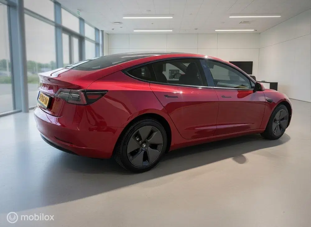 Tesla Model 3 RWD 60 kWh LFP uit 2023, foto 11