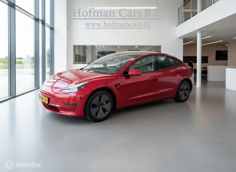 Tesla Model 3 RWD 60 kWh LFP uit 2023, foto 3