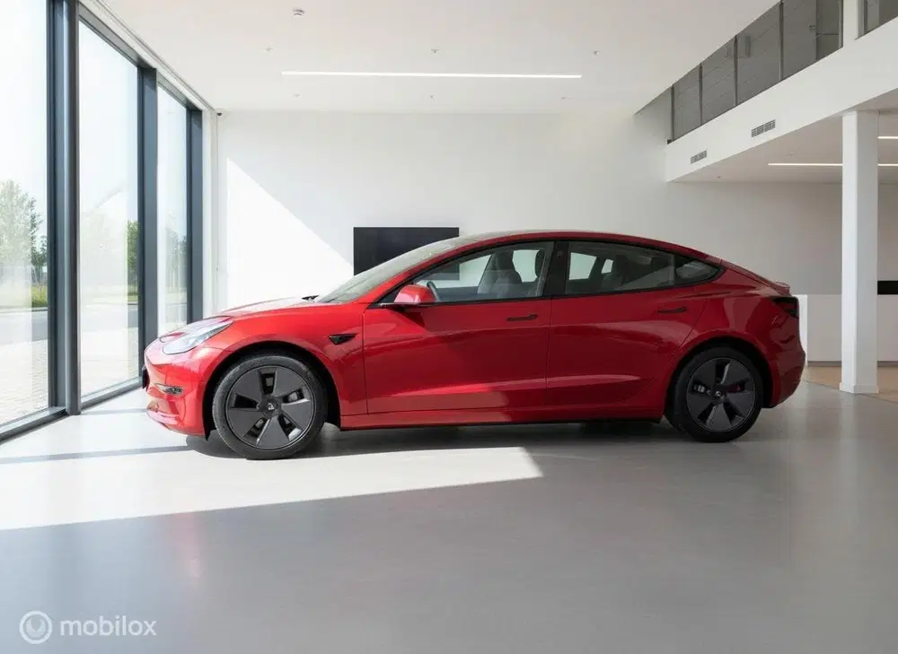 Tesla Model 3 RWD 60 kWh LFP uit 2023, foto 5