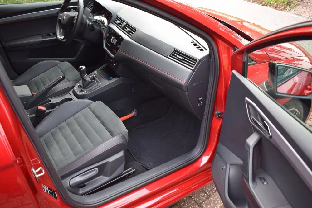 SEAT Ibiza TSI FR XENON-LED uit 2020, foto 9