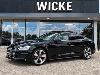 Audi A5 2.0 TFSI MHEV Design S Line Panorama Leder uit 2019