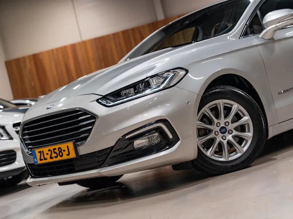 Ford Mondeo 2.0 IVCT HEV Titanium uit 2019, foto 14