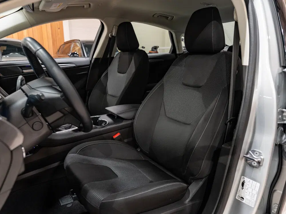 Ford Mondeo 2.0 IVCT HEV Titanium uit 2019, foto 6