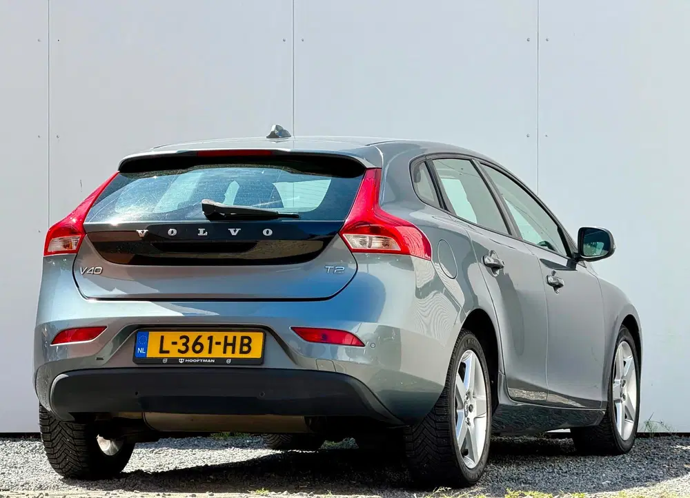 Volvo V40 2.0 T2 uit 2019, foto 6