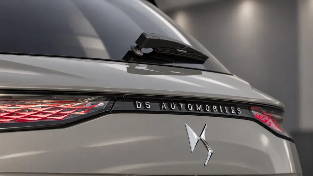 DS Automobiles DS 7 DS 7 E-Tense 360 4x4 Opéra uit 2024, foto 8