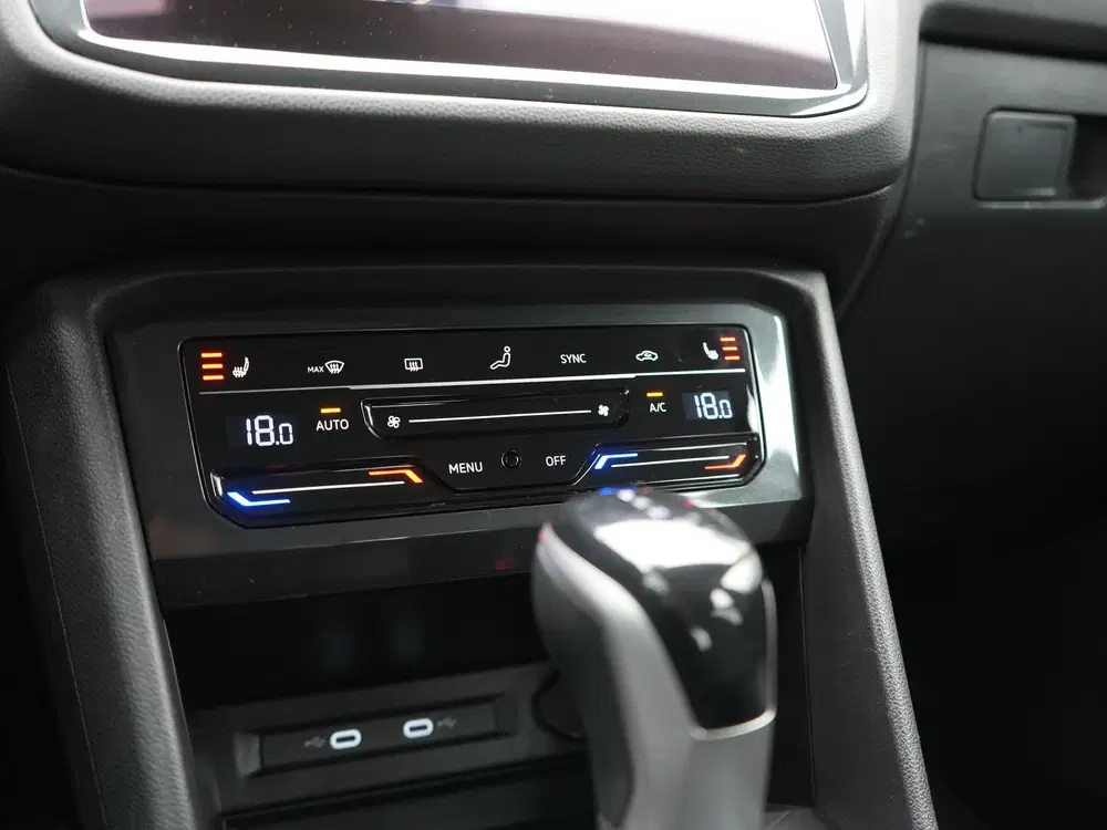 Volkswagen Tiguan 1.4 TSI eHybrid Life PHEV 245pk Dealer O.H uit 2023, foto 10