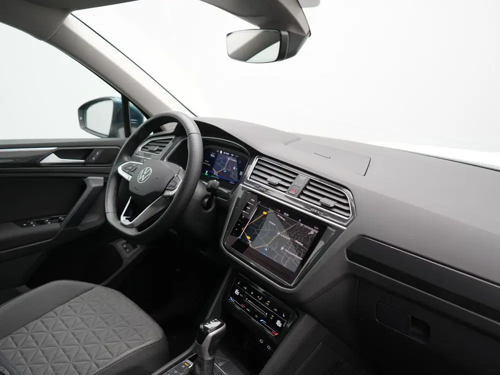 Volkswagen Tiguan 1.4 TSI eHybrid Life PHEV 245pk Dealer O.H uit 2023, foto 4