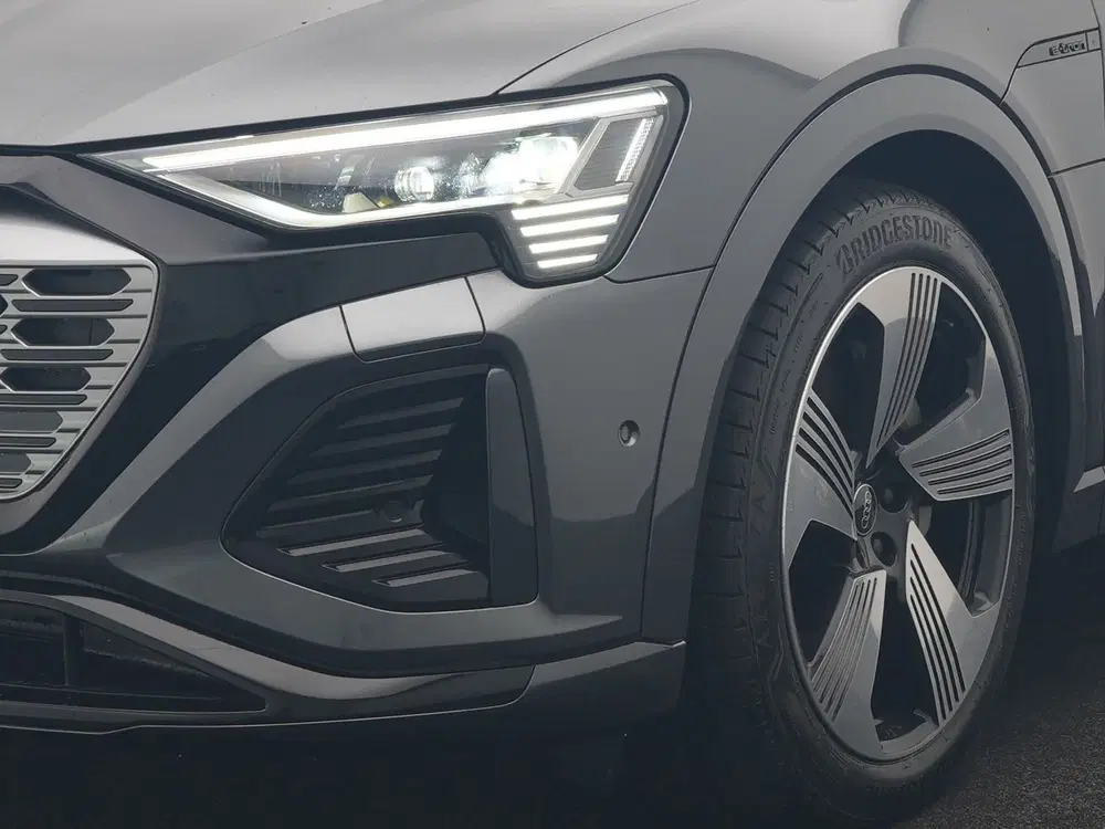 Audi Q8 e-tron 55 quattro S Line 114 kWh Dealer O.H uit 2023, foto 8
