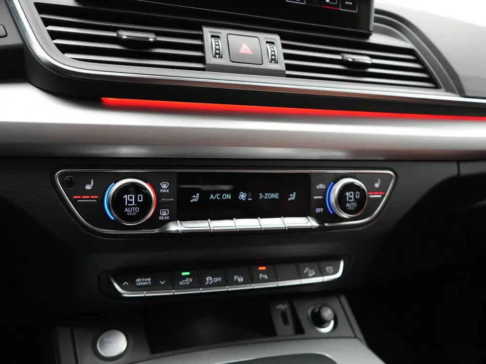 Audi Q5 55 TFSI e S Line PHEV 367pk Dealer O.H uit 2022, foto 14