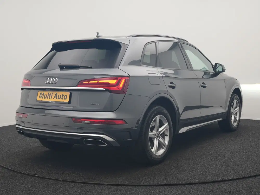 Audi Q5 55 TFSI e S Line PHEV 367pk Dealer O.H uit 2022, foto 3